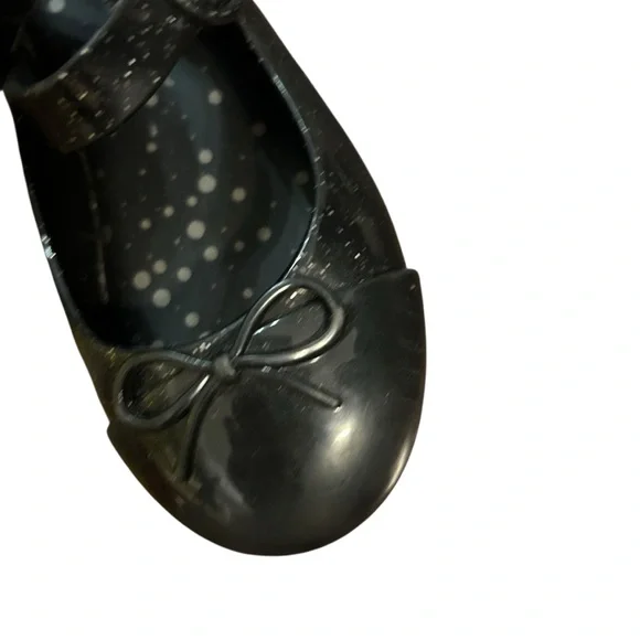 Mini Melissa Shoes - Picture 3 of 5